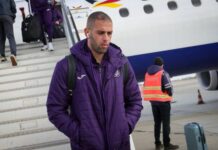 Islam Slimani repousse la retraite : « Je cherche un nouveau défi » Islam Slimani repousse la retraite : "Je cherche un nouveau défi"