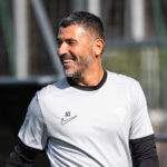 Il sera le premier adjoint de Hemdani : Angers officialise le départ de Anthar Yahia Il sera le premier adjoint de Hemdani : Angers officialise le départ de Anthar Yahia