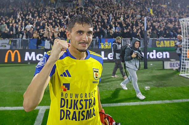 Relancé à Cambuur : Ilyes Hamache, une solution pour les Verts sur l’aile gauche Relancé à Cambuur : Ilyes Hamache, une solution pour les Verts sur l’aile gauche