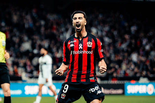 Ligue 1 française : Amoura buteur, Nice corrige Rennes (Vidéo) Ligue 1 française : Amoura buteur, Nice corrige Rennes (Vidéo)