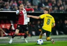 Eredivisie : Hadj Moussa encore décisif, le Feyenoord piégé par le Fortuna Sittard (Vidéo) Eredivisie : Hadj Moussa encore décisif, le Feyenoord piégé par le Fortuna Sittard (Vidéo)