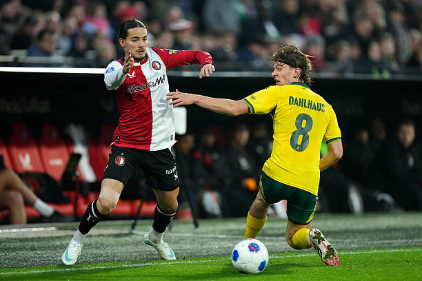 Eredivisie : Hadj Moussa encore décisif, le Feyenoord piégé par le Fortuna Sittard (Vidéo) Eredivisie : Hadj Moussa encore décisif, le Feyenoord piégé par le Fortuna Sittard (Vidéo)