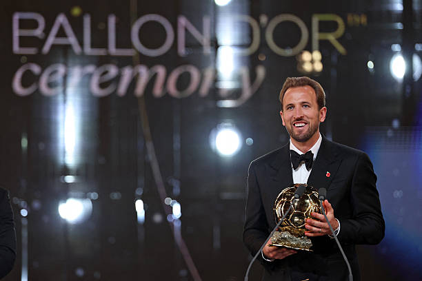 Harry Kane remport le Ballon d'Or 2026 Harry Kane remport le Ballon d'Or 2026