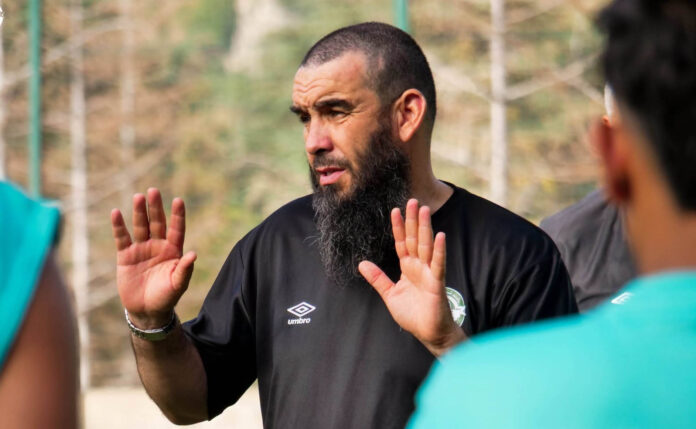Démonstration de force du RCK face l'USMH : La joie mesurée de l'entraîneur Mohamed Manaa Démonstration de force du RCK face l'USMH : La joie mesurée de l'entraîneur Mohamed Manaa