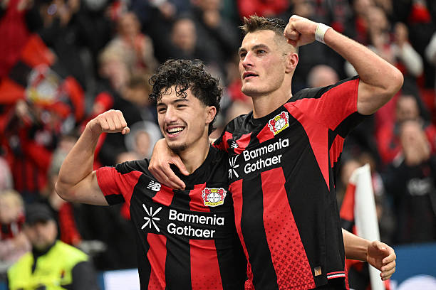 Bundesliga : Ibrahim Maza brille et offre la victoire au Bayer Leverkusen (Vidéo) Bundesliga : Ibrahim Maza brille et offre la victoire au Bayer Leverkusen (Vidéo)
