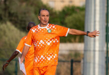 Nabil Neghiz : « Affronter l’Algérie est un véritable test » Nabil Neghiz : "Affronter l'Algérie est un véritable match test"
